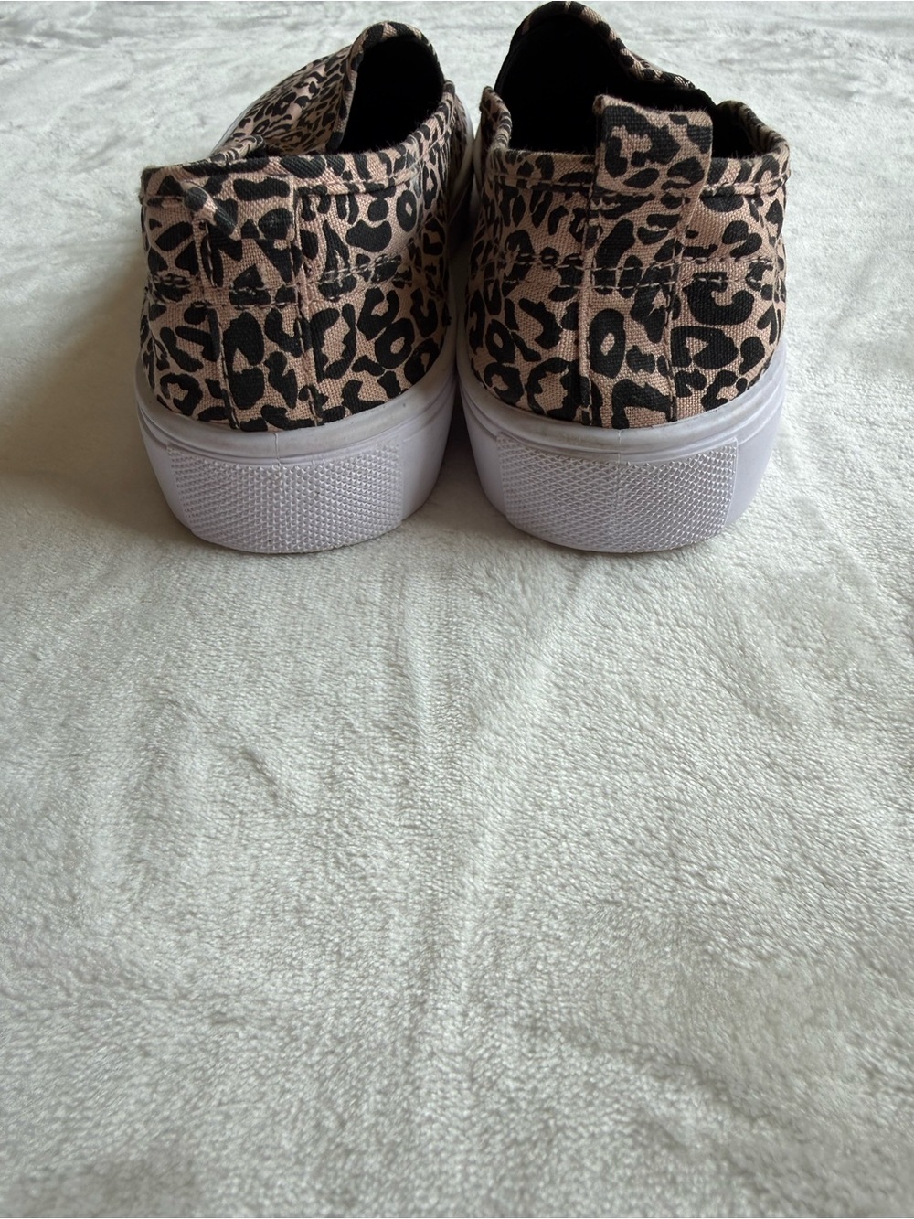 ASOS Leopard-Print Slip-On Sneakers in Blush and Black - Picture 4 of 7